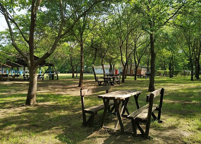 Dorcas Center&camping Tatil parkı Debrecen